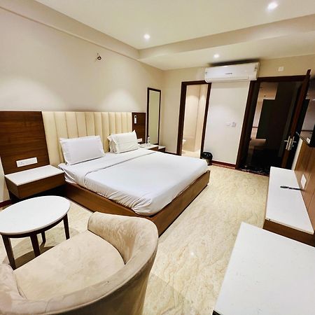 אגרה Hotel Bhoomivilas מראה חיצוני תמונה