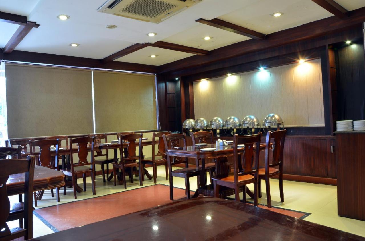 אגרה Hotel Bhoomivilas מראה חיצוני תמונה