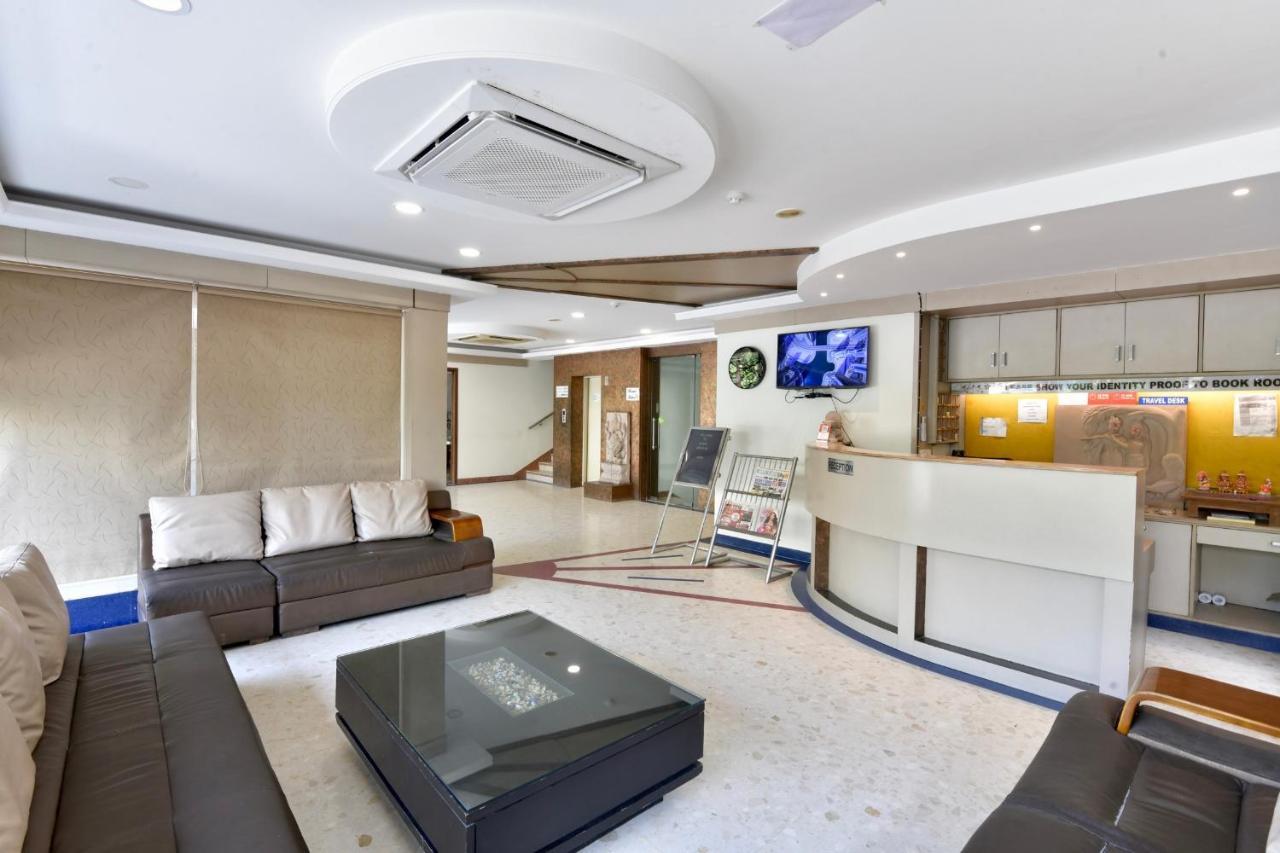 אגרה Hotel Bhoomivilas מראה חיצוני תמונה