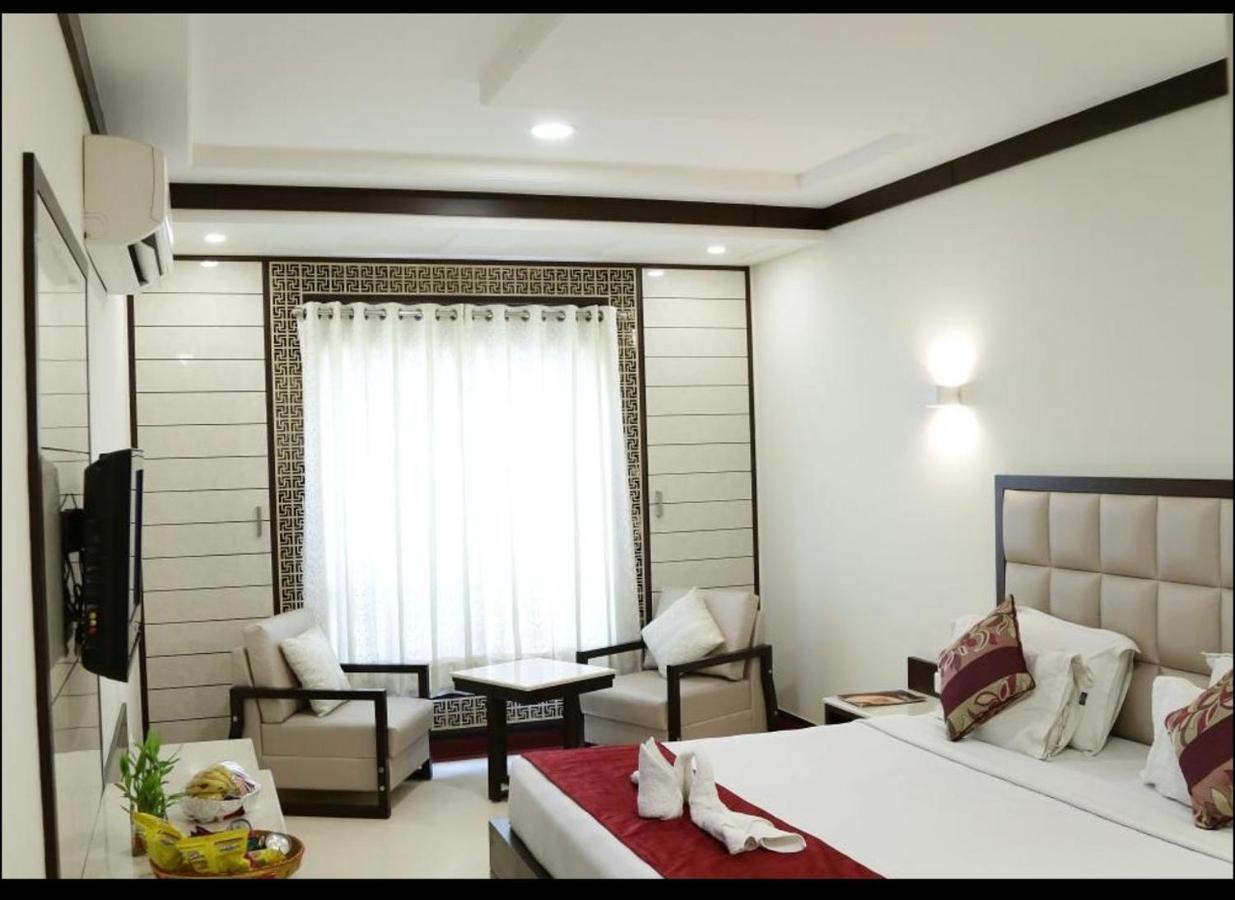 אגרה Hotel Bhoomivilas מראה חיצוני תמונה